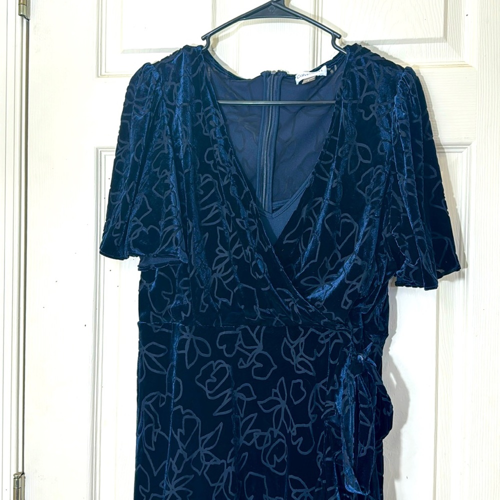 CALVIN KLEIN Blue Velvet Ruffle Style Floral Pattern Dress Plus Size 16